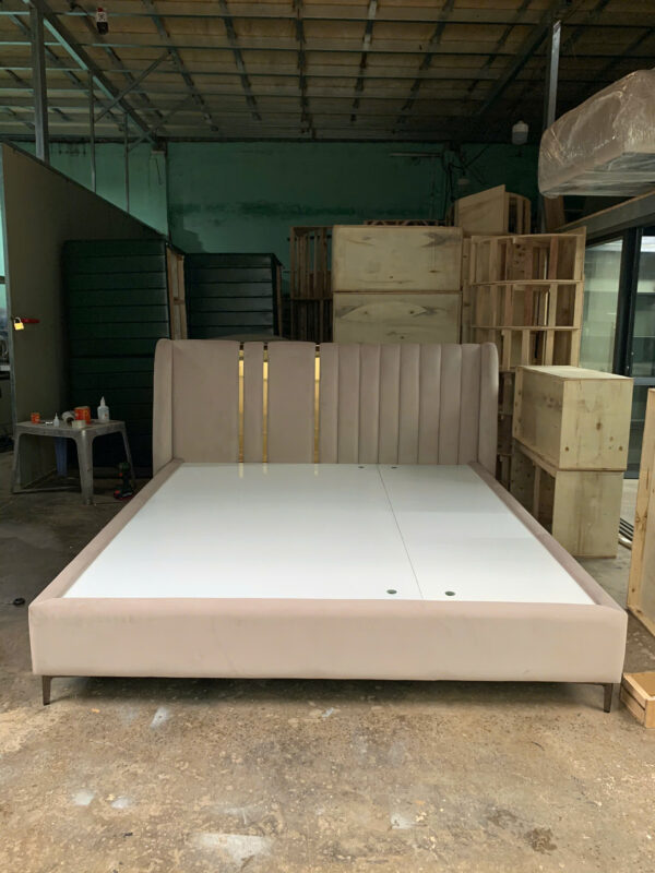Giường ngủ da cao cấp – Mã HDG02